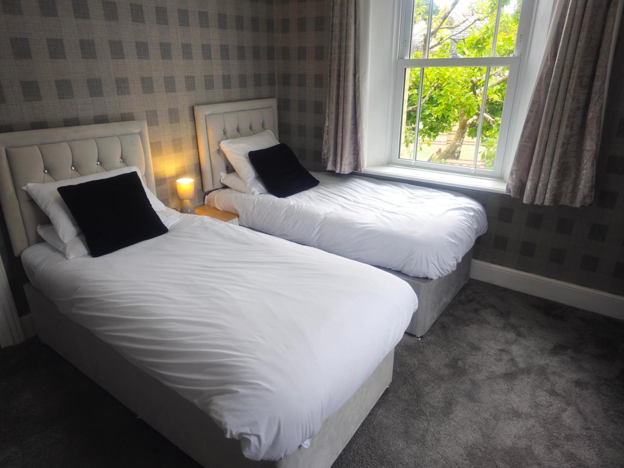 Exquisite 10 Bed Villa Hot Tub And Games Room Barnstaple Eksteriør billede