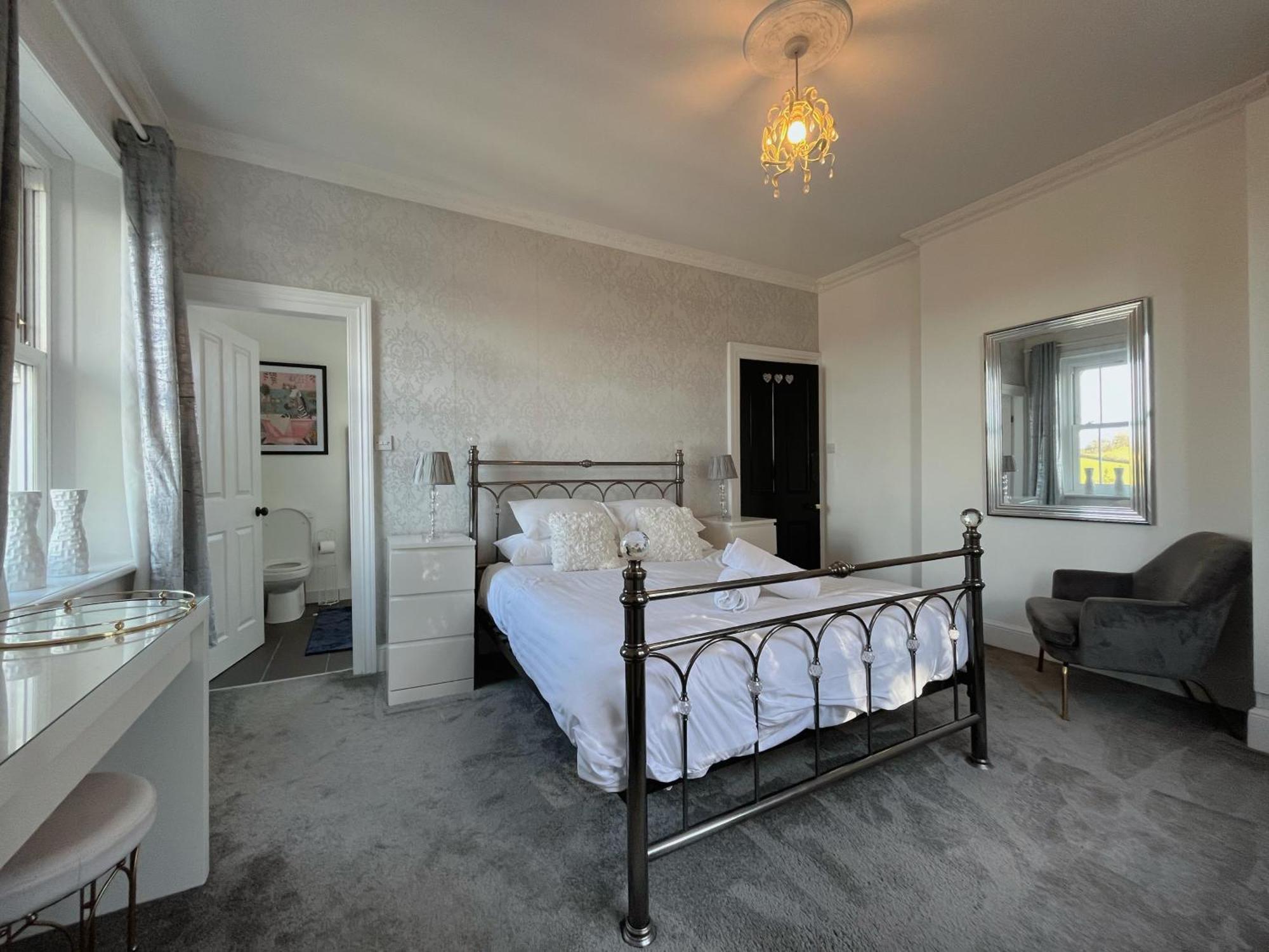 Exquisite 10 Bed Villa Hot Tub And Games Room Barnstaple Eksteriør billede